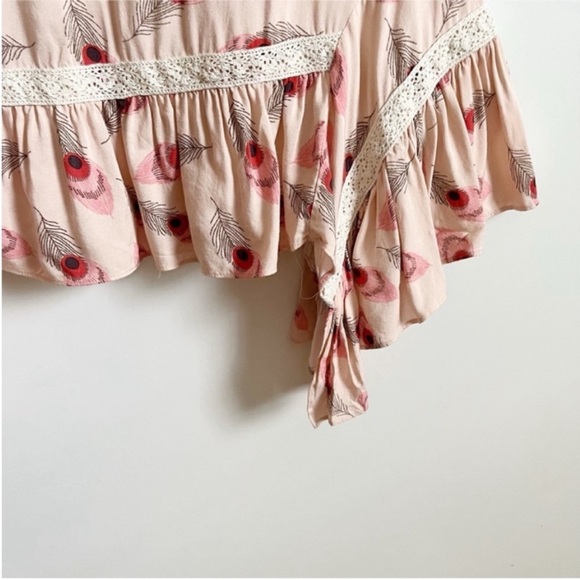 ModCloth The Fate Outdoors tank top pink feathers sleeveless ruffle crochet - Picture 5 of 9